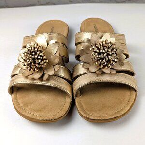 St. John's Bay Women's Gold Flower Sandals Size 11